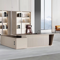 Ensemble de bureau et chaise de direction moderne : bureau d'ordinateur simple et élégant pour patron/manager