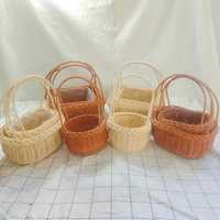 Panier en rotin tressé en plastique à longue poignée, panier rustique pour arrangement floral, pour cadeau de mariage et décoration de table