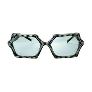 แว่นกันแดดเลนส์ไรน์สโตนป้องกันแสงสะท้อนน้ำหนักเบาทรงเหลี่ยมสไตล์คลาสสิกสีสันสดใสสำหรับผู้ชายและผู้หญิง - Product Image 5