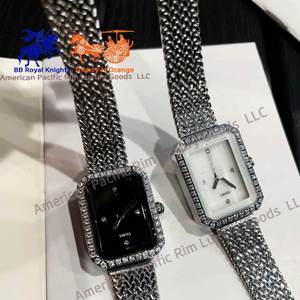 Reloj de Mujer con Logotipo Personalizado en la Esfera, Movimiento Japonés con Fecha, Correa de Cuero de 32 mm, Relojes de Cuarzo - Product Image 3