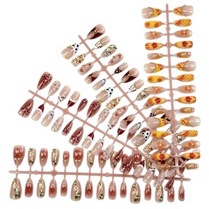 Caja de 30 piezas de <span class=keywords><strong>uñas</strong></span> postizas prensables hechas a mano, superventas transfronterizo, con diseño de línea pintada en 3D, puntas almendradas francesas y pedrería. - Product Image 5