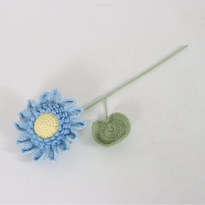 Bouquet de tournesols moderne tissé à la main, double couche, pour la Fête des Enseignants, la remise des diplômes, les mariages, la décoration intérieure et les accessoires de photographie - Product Image 5