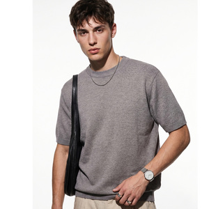 T-shirt en maille à col rond et manches courtes pour homme, tricot fin et doux, coupe ample, basique, décontracté et polyvalent pour le quotidien - Product Image 1