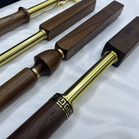 Luxe Minimaliste Moderne Style Bois Métal Cuivre Colonne Broche Balustre Garde-Corps pour Villa Escalier Garde-Corps Décoration