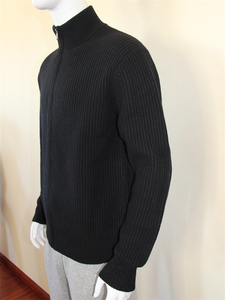 Classico Cardigan Invernale Traspirante con Cappuccio e Zip a Maglia Grossa in 100% Lana Merino da Uomo - Product Image 5