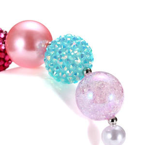 Perline <span class=keywords><strong>di</strong></span> plastica color caramella fresca <span class=keywords><strong>con</strong></span> <span class=keywords><strong>fiocco</strong></span> da 20mm e perline <span class=keywords><strong>di</strong></span> <span class=keywords><strong>perle</strong></span> grandi in abs <span class=keywords><strong>collana</strong></span> <span class=keywords><strong>di</strong></span> perline per bambini <span class=keywords><strong>collana</strong></span> corta per ragazze - Product Image 2