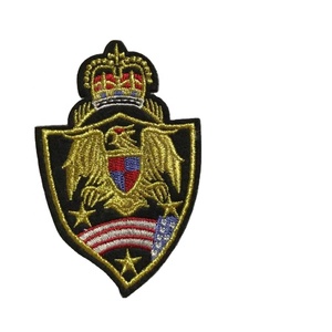 Logotipo de marca personalizado de alta calidad bordado hierro en parches insignias bordadas - Product Image 1
