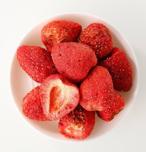 Gran oferta de fresas liofilizadas de alta calidad, fruta en conserva de gran tamaño a granel, buen precio, excelente producto de fruta - Product Image 1