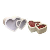 Boîte cadeau en papier avec double cœur et fleurs pour la Saint-Valentin