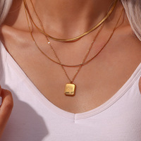 Colliers en acier inoxydable plaqué or 18 carats pour femmes