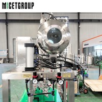 Machine de remplissage semi-automatique MICET pour bouteilles en verre avec bouchons couronne, 6 stations de remplissage et 6 stations de capsulage avec réservoir de stockage, à vendre