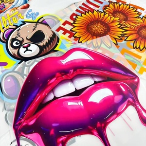 Adesivi Termotrasferibili DTF Personalizzati <span class=keywords><strong>per</strong></span> <span class=keywords><strong>Magliette</strong></span>, Pronti <span class=keywords><strong>per</strong></span> la Stampa a Caldo su Tessuti - Product Image 2