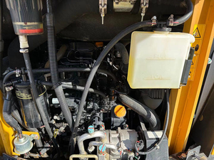 Miniexcavadora Usada de Marca China Sany SY35U, Motor PLC, Bomba, Caja de Cambios, 3.5 Toneladas, Pocas Horas de Trabajo, 1 Año de Garantía - Product Image 6