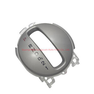 Poignée de levier de vitesses Honda Civic 54710-SNA-A82, couvercle de console en plastique gris clair - Product Image 3