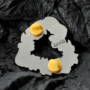 Broche de revers en métal coloré pour femmes - Product Image 6