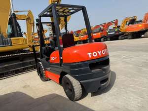 Buen estado Toyota FD30 Carretilla elevadora usada Venta CALIENTE Alta calidad 3T Carretilla elevadora diesel usada barata para la venta - Product Image 2