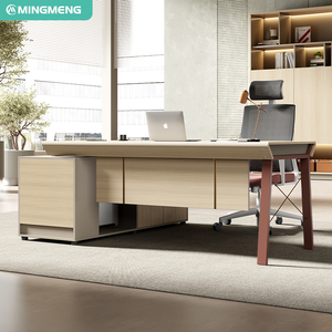 Mobilier de bureau classique, bureau de PDG, bureau au design moderne - Product Image 1