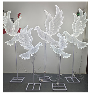 Arreglo de Iluminación Moderno y Minimalista para Bodas con Luces de <span class=keywords><strong>Camino</strong></span> en Forma de <span class=keywords><strong>Paloma</strong></span> para la Área de Recepción de la Boda. - Product Image 5