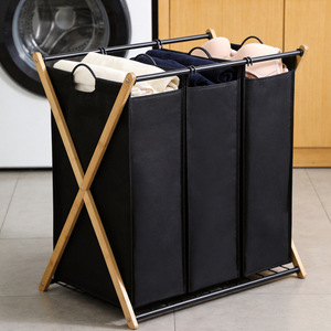 Cesto de Ropa Plegable de Tres Compartimentos con Marco de Bambú Negro, Gran Capacidad de Almacenamiento para Ropa, Uso en Baño - Product Image 4