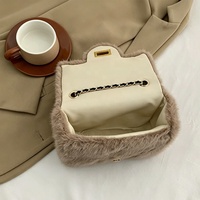 Sac à bandoulière en peluche marron Zeyu pour femme, avec chaîne tressée en cuir, fermeture à rabat, sac à main en fausse fourrure écologique, ODM