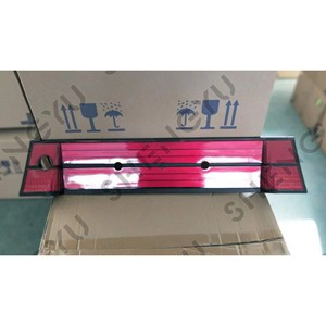 <span class=keywords><strong>Plaque</strong></span> d'<span class=keywords><strong>immatriculation</strong></span> des systèmes de carrosserie automobile pour BMW E34, accessoires de voiture, pièces automobiles, bon prix, vente chaude, pièces de rechange, couleur rouge, prix de gros - Product Image 1