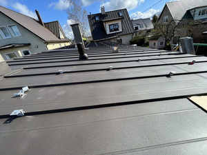 Clip de montage de panneau solaire en aluminium pour toit Pince à joint debout Pince de montage de panneau solaire Pince en métal pour toit en étain - Product Image 6