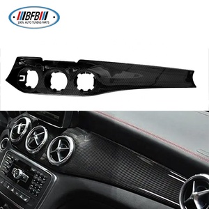 Kit de remplacement de tableau de bord en fibre de carbone, panneau de couverture de console <span class=keywords><strong>centrale</strong></span> pour <span class=keywords><strong>Mercedes</strong></span> GLA X156 <span class=keywords><strong>CLA</strong></span> W117 Classe 2014 et plus - Product Image 1