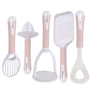 Cinq pièces PP matériel Gadgets <span class=keywords><strong>de</strong></span> <span class=keywords><strong>cuisine</strong></span> ensemble utilitaire pommes <span class=keywords><strong>de</strong></span> terre presse bébé suppléments avocat trancheuse jus <span class=keywords><strong>de</strong></span> citron ustensiles ustensiles - Product Image 6