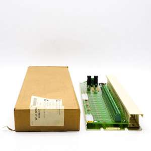 Controlador de programación PLC de automatización industrial, controlador de programación, 12P0097X032, 24VDC, 4.6A, NSMPNew, original y listo para almacén, 1 unidad - Product Image 1