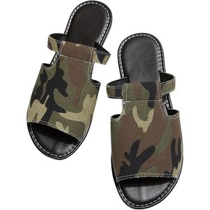 FOXA Sandalias planas con punta abierta y estampado de camuflaje para mujer, zapatos deslizantes transpirables de verano - Product Image 1