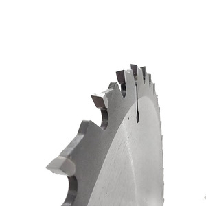 Lame de scie circulaire TCT personnalisée pour la coupe du <span class=keywords><strong>bois</strong></span> Lame de scie circulaire universelle personnalisée de haute qualité pour l'industrie - Product Image 3