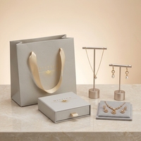 Ensemble de sacs et boîtes à bijoux de luxe personnalisés, recyclables, avec poignée en ruban, pour emballage cadeau de colliers de marque