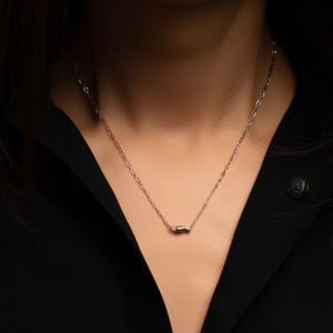 Collar con Colgante de Moda, Acero Inoxidable 316L, Baño de Oro PVD, Diseño Minimalista, Sostenible y Resistente - Product Image 3