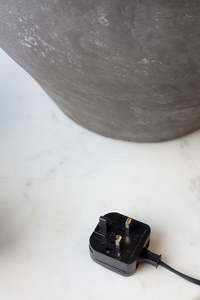 โคมไฟตั้งโต๊ะเซรามิกสีฟ้าและสีขาวสำหรับห้องนั่งเล่นห้องนอนโรงแรม - Product Image 2
