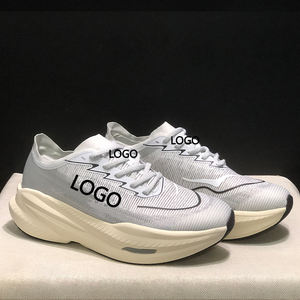 รองเท้า TopOne Rocket <span class=keywords><strong>X</strong></span> <span class=keywords><strong>One</strong></span>-<span class=keywords><strong>one</strong></span> สำหรับผู้ชายและผู้หญิง น้ำหนักเบา วัสดุคาร์บอน สำหรับวิ่ง ใช้แทน <span class=keywords><strong>Hoka</strong></span> ได้ มีซับในตาข่าย แบบผูกเชือก เหมาะสำหรับกิจกรรมกลางแจ้งและไลฟ์สไตล์ - Product Image 4