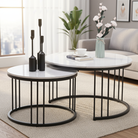 Table basse en pierre frittée marbrée, table gigogne ronde ambre, structure en métal doré, mobilier de salon