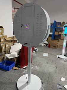 21.5-inch Round Mirror Photo Booth with <strong>DSLRBOOTH</strong> Software, Suitable for Weddings and Parties - Product Image 4