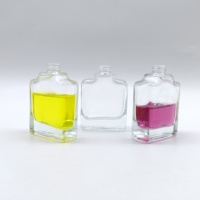 Diskon besar 15ml tutup mahkota botol parfum kaca persegi desain datar dengan Logo kustom Shandong asal Cap panas