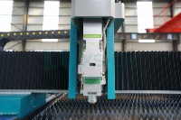Vente chaude, découpeuse laser CNC à double usage pour tôle et tube, tube 1500W 4000W, découpeuse laser CNC pour métal, fibre 6kw