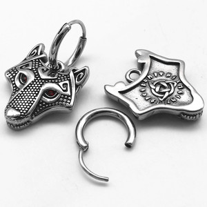 Yunnique – boucles d'oreilles en forme de tête de loup, en acier inoxydable, bijoux de fête à la mode pour hommes et femmes - Product Image 3