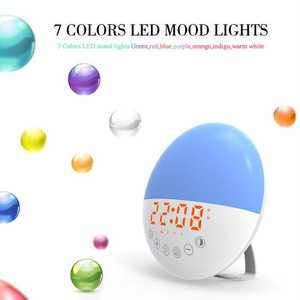 Despertador Inteligente con Luz, Pantalla Digital, Lámpara Nocturna LED para Dormitorio con Radio FM - Product Image 4