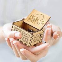 Boîte à musique personnalisée directe d'usine en bois pour les vacances Coffrets cadeaux en bois Artisanat en bois cédé avec une poignée