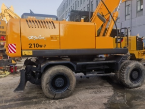 Pintura Original de alta calidad usada HYUNDAI 210W-9 Excavadora hidráulica sobre orugas usada 210w-7 Excavadora - Product Image 2