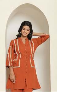 Nouveauté Ensemble coordonné pour femmes Vêtements occidentaux tendance Ensemble coordonné décontracté chic pour femmes Du bureau au quotidien - Product Image 5