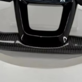 Volant de voiture sport en fibre de carbone pour <span class=keywords><strong>Audi</strong></span> A1 A3 A4 B9 A5 A6 A7 C7 <span class=keywords><strong>Q5</strong></span> S5 Q5L avec cuir perforé, confort et style améliorés - Product Image 5
