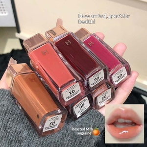 Gloss à lèvres vegan Crimson Dream à effet miroir changeant de couleur, imperméable, non collant, repulpant, gloss à lèvres effet eau - Product Image 2