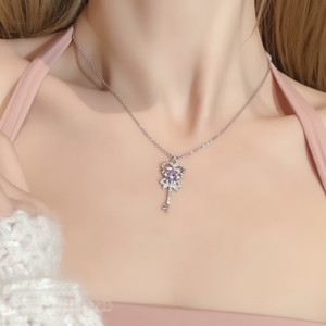 Vendita calda di tendenza collane a forma di fiori iniziali in acrilico da donna collane di perle a strati disponibili all'ingrosso - Product Image 1