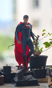 Escultura de bronce y latón de diseño personalizado, técnica de fundición, símbolo de justicia con impresión de logotipo único - Product Image 5