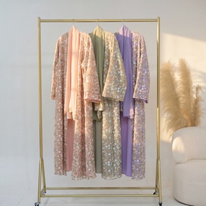 Vêtements islamiques Loriya, élégante abaya d'été, cardigan en dentelle douce, fleurs en maille, abaya champêtre, robe musulmane pour femmes avec hijab en mousseline - Product Image 6