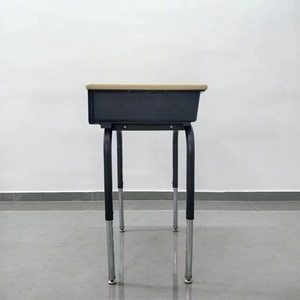 โต๊ะนักเรียนเดี่ยว 400x600x750 มม. ท็อปพลาสติก โครงเหล็ก ทนทาน ใช้ในโรงเรียน - Product Image 4